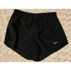 Nike Girls Shorts Black Size Large EUC